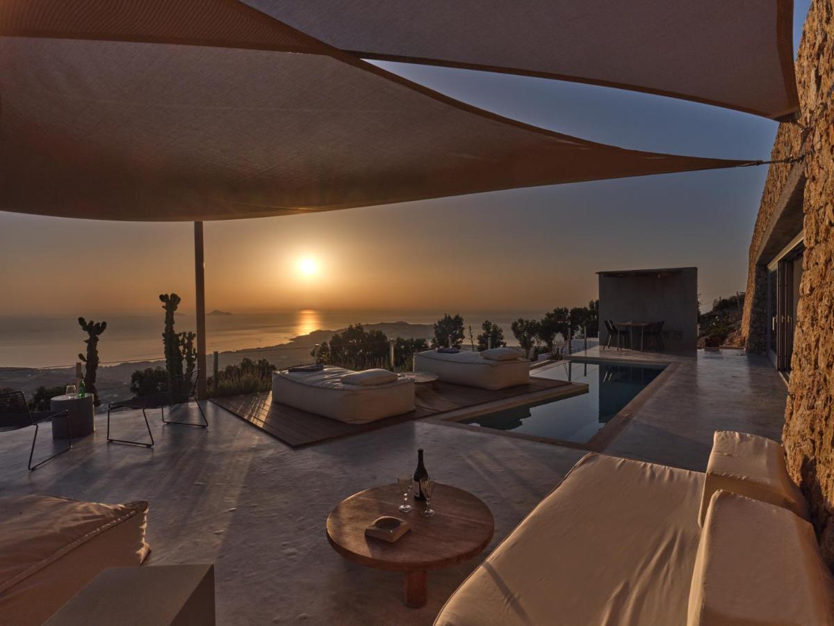 Santorini Heights Apartment Pyrgos Kallistis Exterior photo