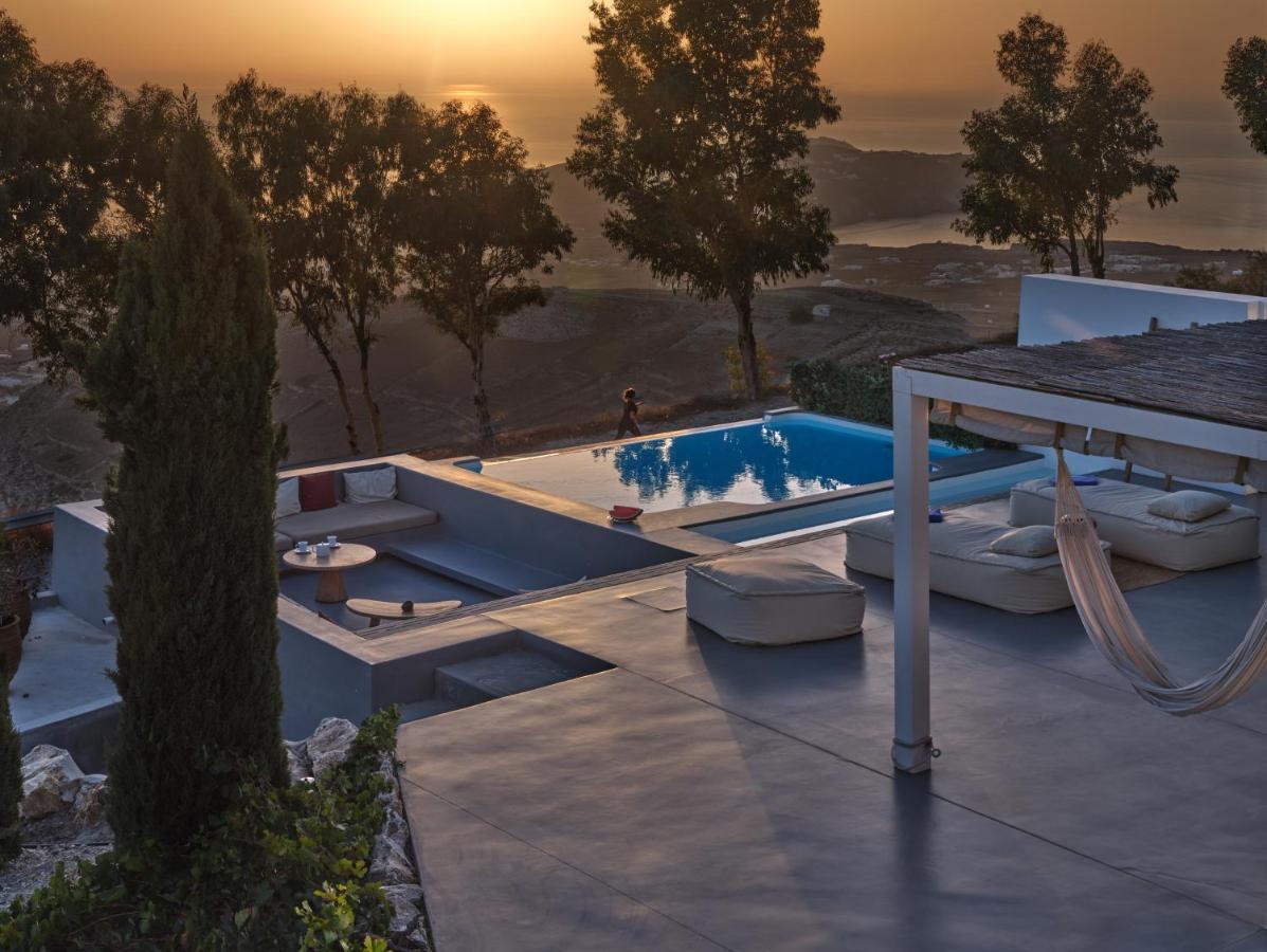Santorini Heights Apartment Pyrgos Kallistis Exterior photo