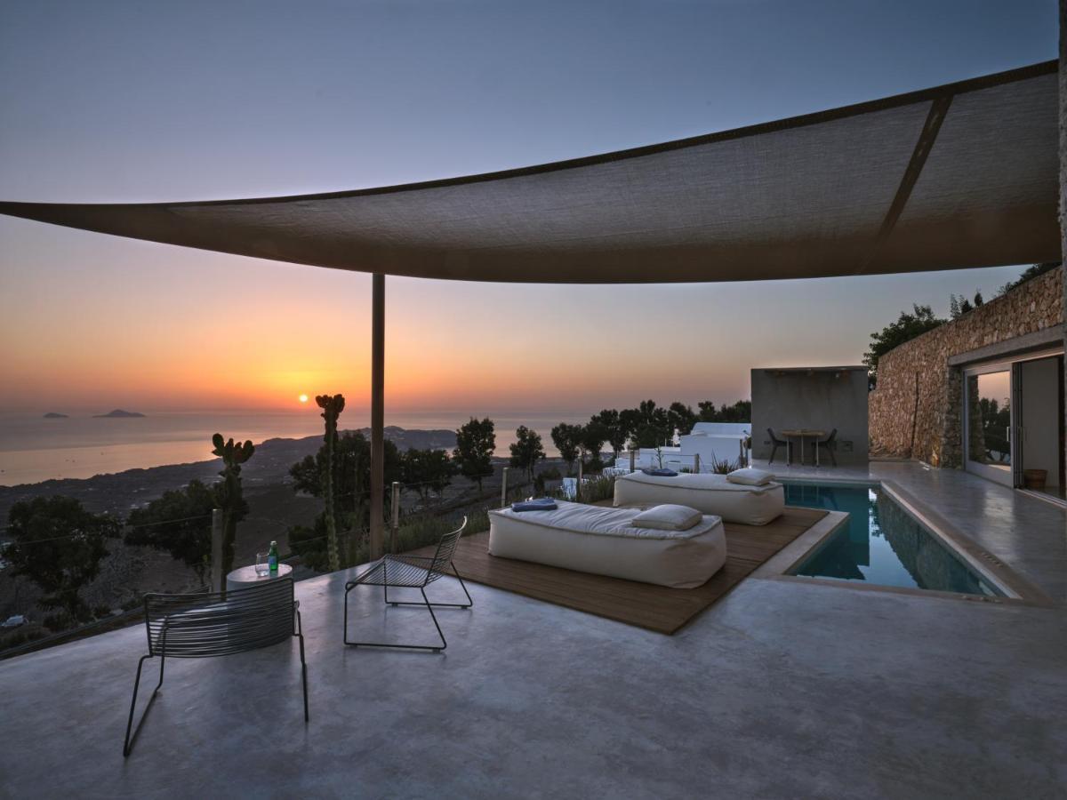 Santorini Heights Apartment Pyrgos Kallistis Exterior photo