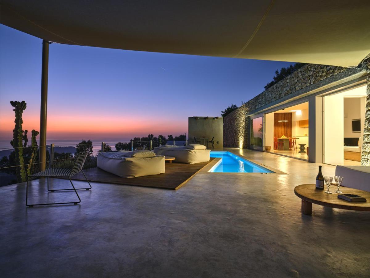 Santorini Heights Apartment Pyrgos Kallistis Exterior photo