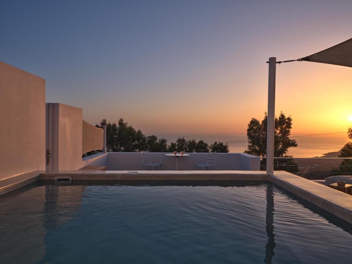 Santorini Heights Apartment Pyrgos Kallistis Exterior photo