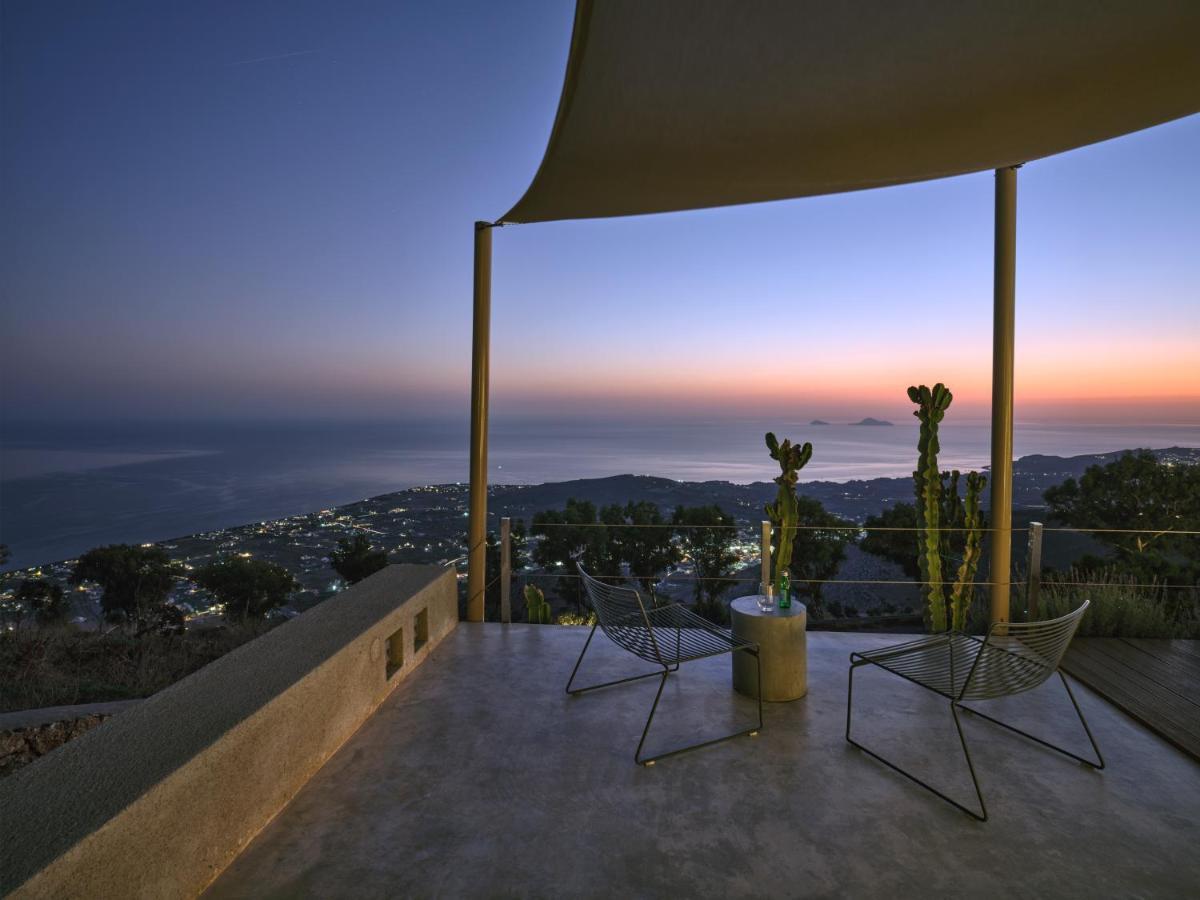 Santorini Heights Apartment Pyrgos Kallistis Exterior photo