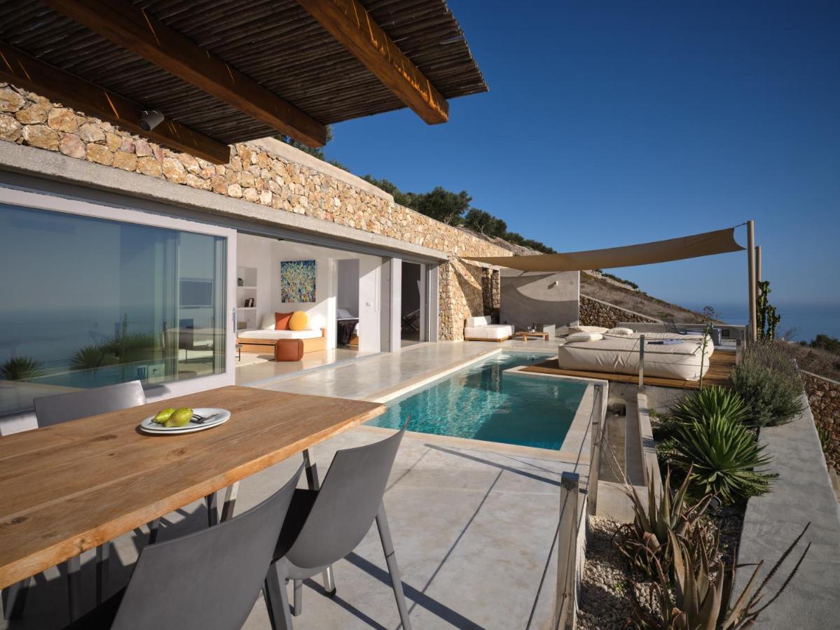 Santorini Heights Apartment Pyrgos Kallistis Exterior photo