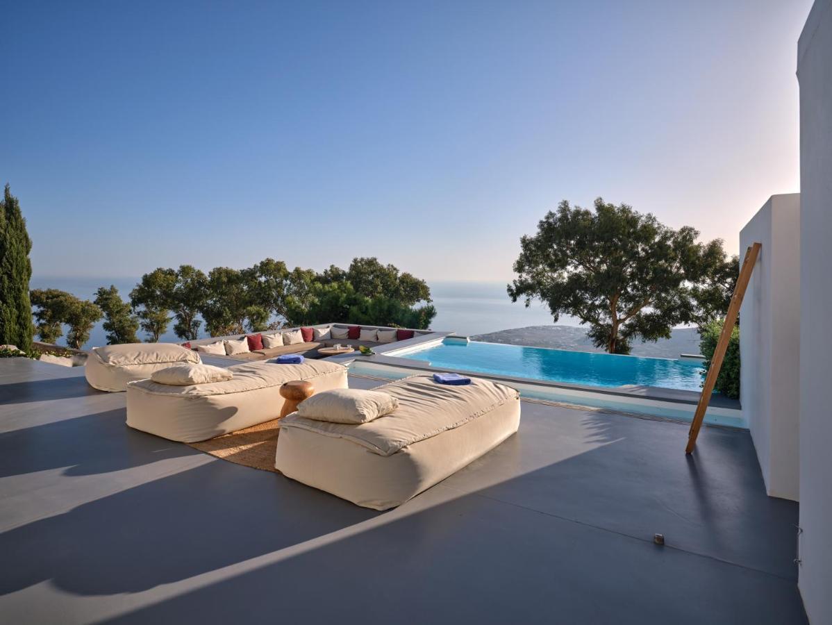 Santorini Heights Apartment Pyrgos Kallistis Exterior photo